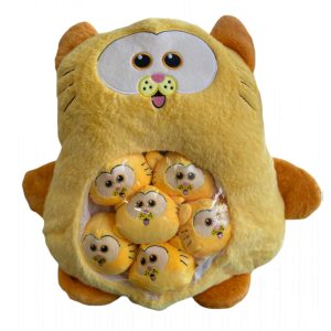 عروسک شخصیت گارفیلد بچه دار